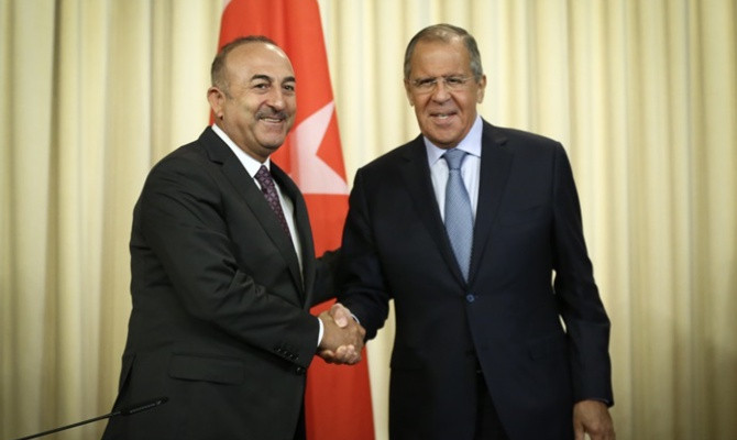 Çavuşoğlu, Rus mevkidaşı Lavrov ile görüştü