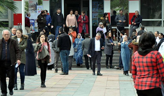 Manisa'da 2 ilçede deprem nedeniyle yarı yıl tatili uzatıldı